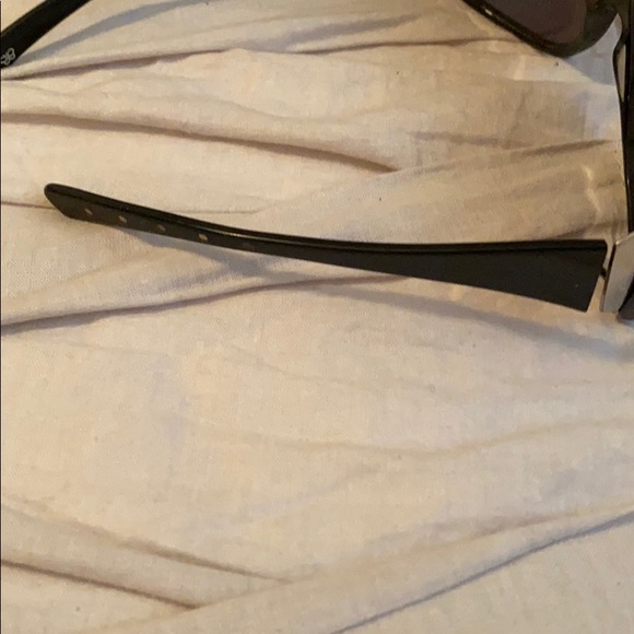 😎BOTTEGA VENETA SUNGLASSES😎 - Picture 4 of 7